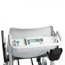 Electronic patient weighing scales / with LCD display / chair