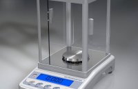 Accurate weighing scales
