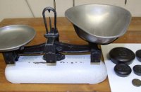Vintage avery weighing scales