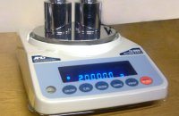 Weighing scales calibration